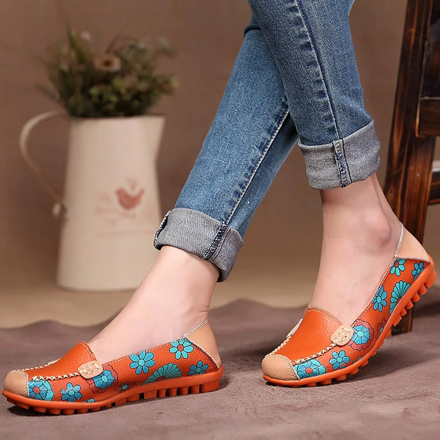 AMDBEL Leather Loafers for Women 2024, Womens Leather Loafers Classic Penny Loafers for Women Fashion Driving Moccasins Women
