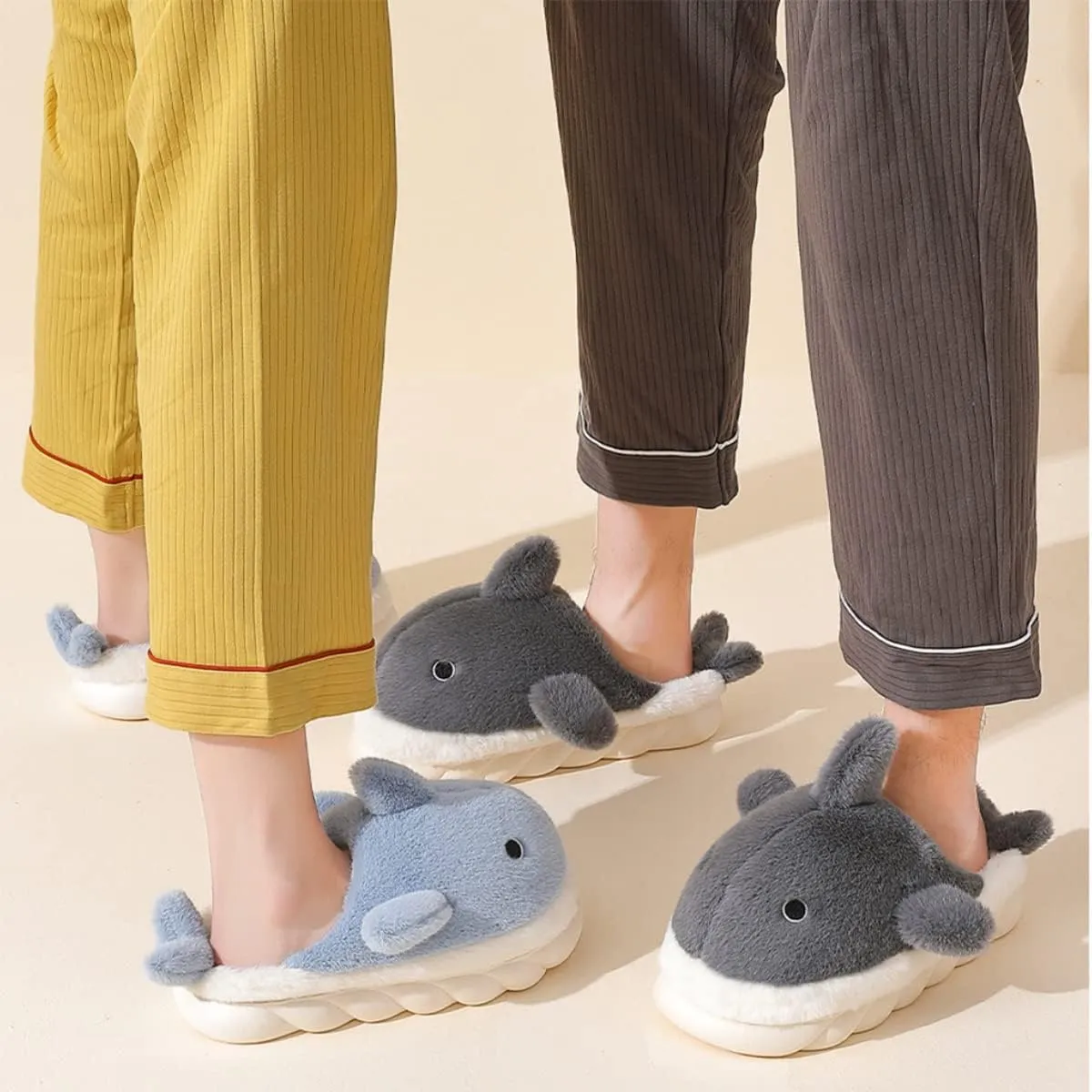 Gaolinci Cartoon Giraffe Cotton Slippers, Winter Indoor Outdoor Slippers for Women