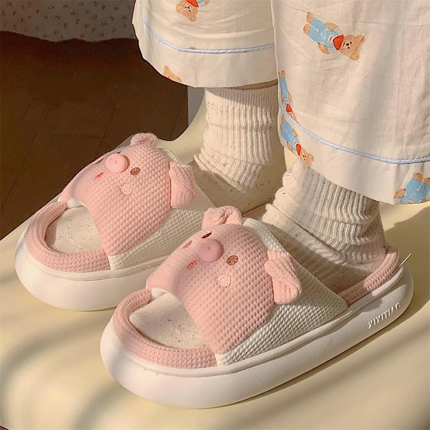 Gaolinci Pig Slippers, Cozy Home Slippers for Women