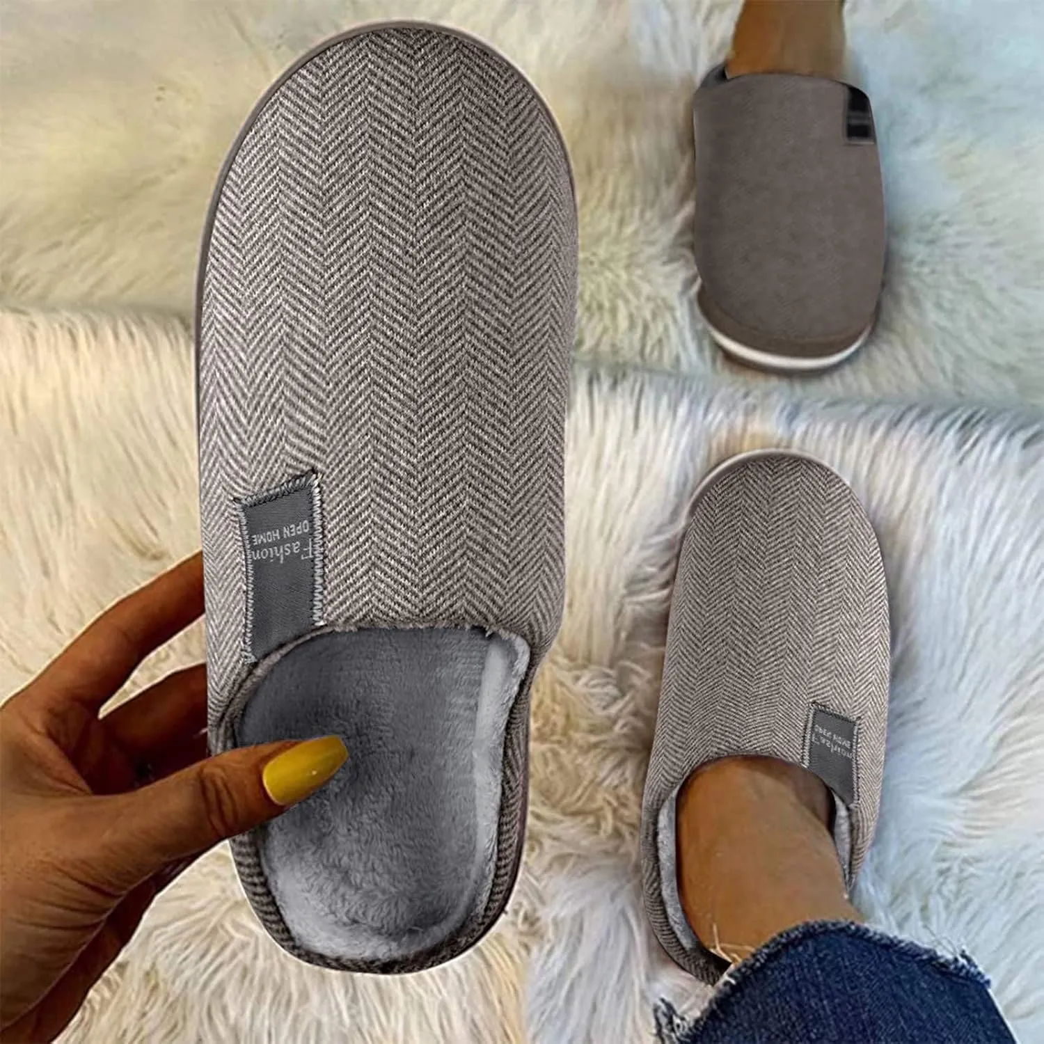 House Slippers for Men with Fuzzy Collar Memory Foam Bedroom Slippers Non-Slip Cute Indoor Bedroom Home Slippers