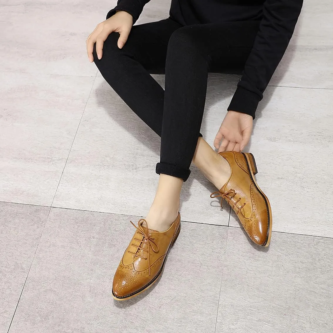 Mona flying Wingtip Oxfords for Women Lace-up Leather Shoes for Ladies