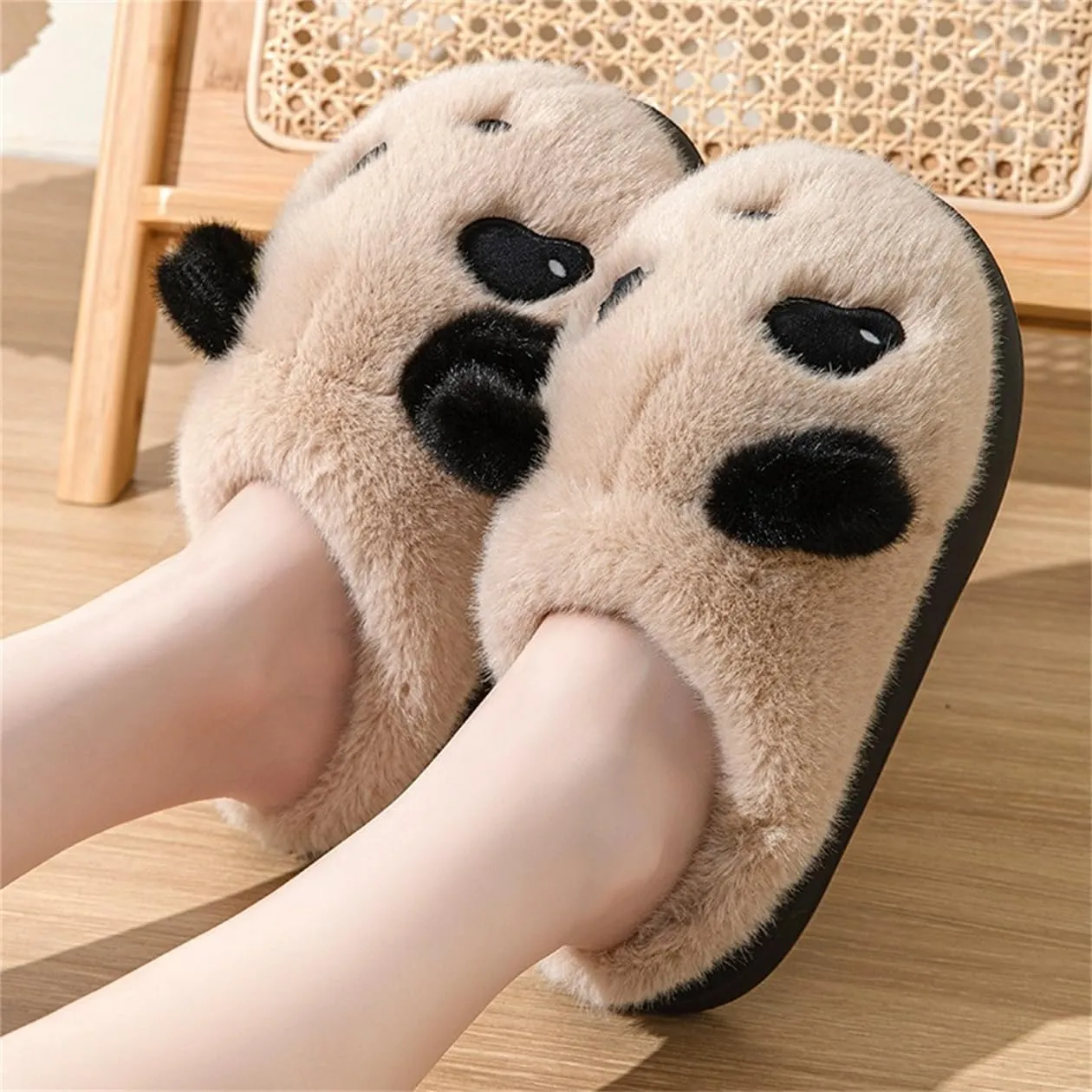 Panda Plush Animal Slippers - Warm & Soft Women's Home Slippers for Indoor/Outdoor