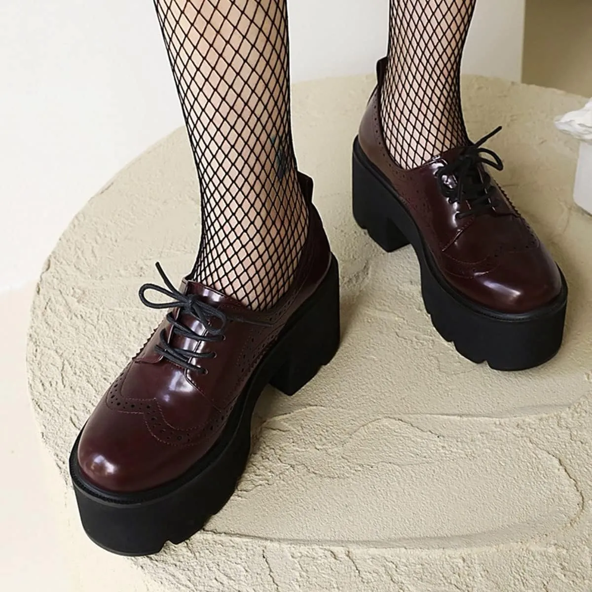 SHEMEE Women's Vintage Wingtip Oxfords Pumps Chunky Platform Block High Heel Round Toe Lace Up Gothic Brogue Shoes