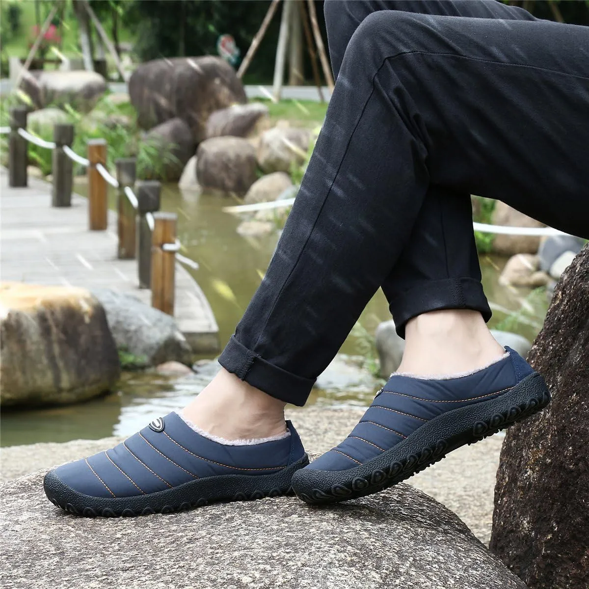 UBFEN Mens Womens Winter Warm Slippers with Fuzzy Plush Lining Slip on House Shoes Indoor Outdoor Anti-Skid Rubber Sole