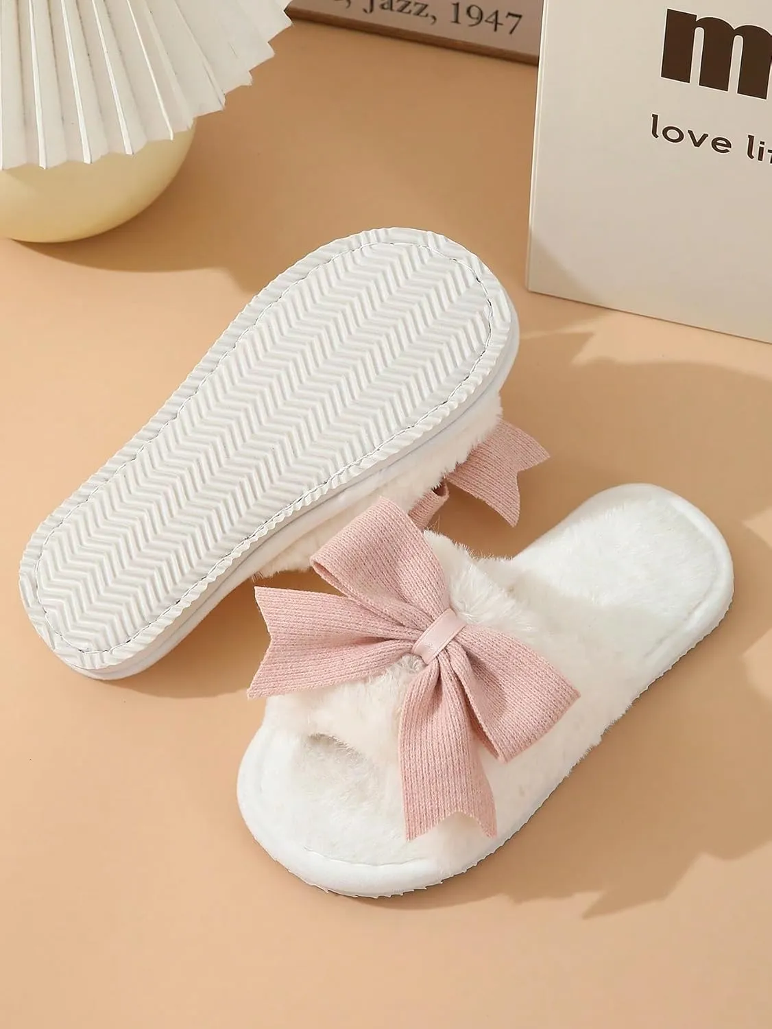 Verdusa Women's Cute Bow Fuzzy Open Toe Indoor Home Slippers Furry Outdoor Slippers