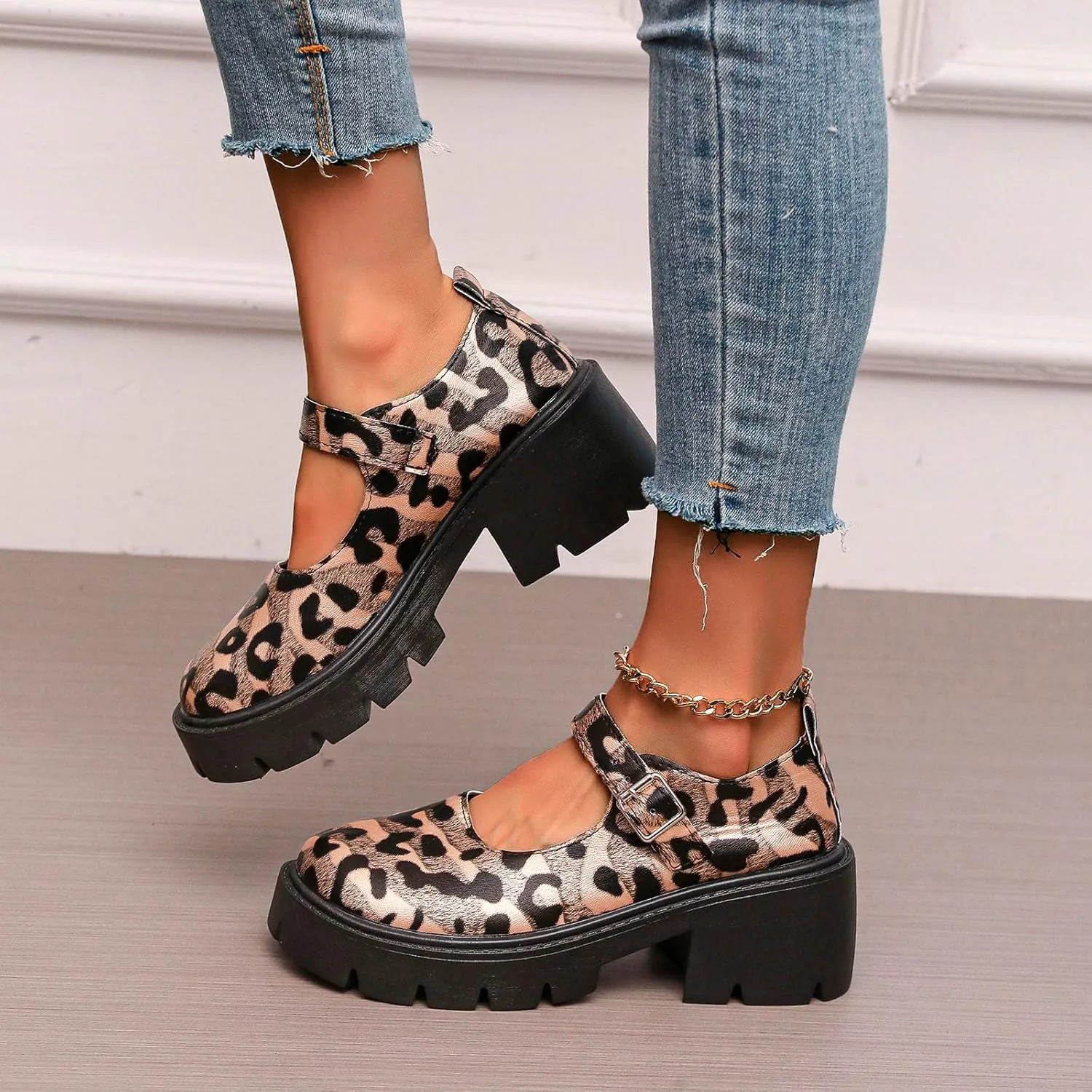Women's Fashion Solid Color Thick Soled Leather Casual Shoes Temperament Comfortable Slip On Women Casual Shoes Wide