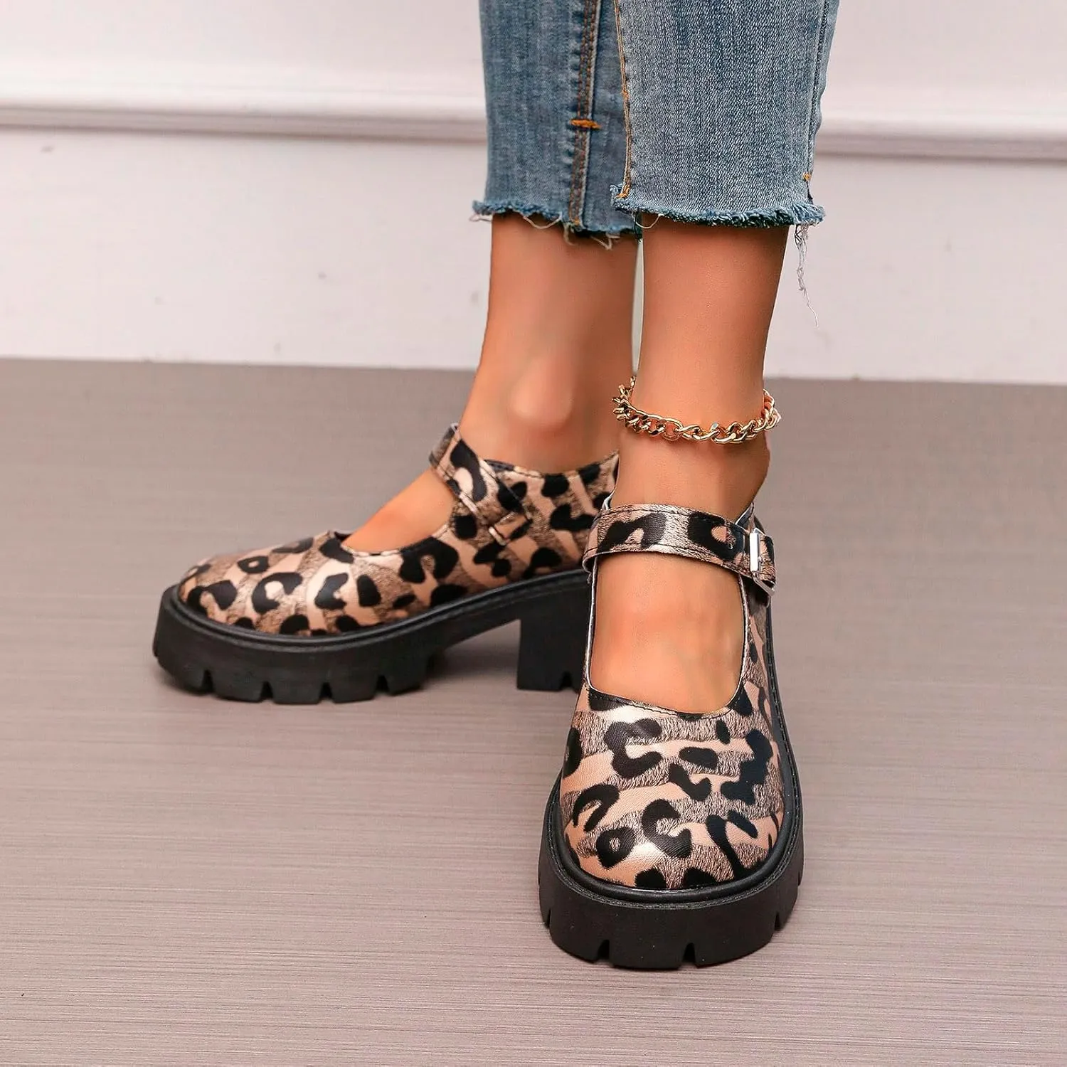Women's Fashion Solid Color Thick Soled Leather Casual Shoes Temperament Comfortable Slip On Women Casual Shoes Wide