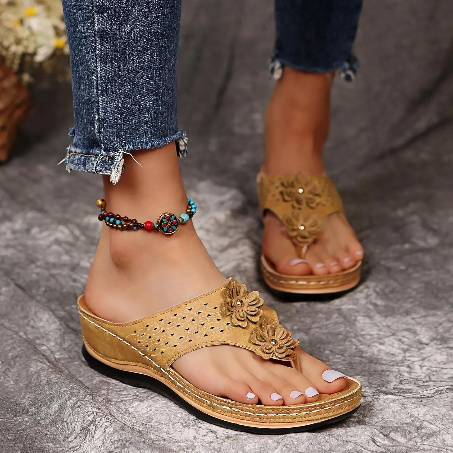 Womens Flip Flops Dressy Summer Orthopedic Sandals Arch Support Sandals Casual Wedge Thong Sandals Walking Shoes
