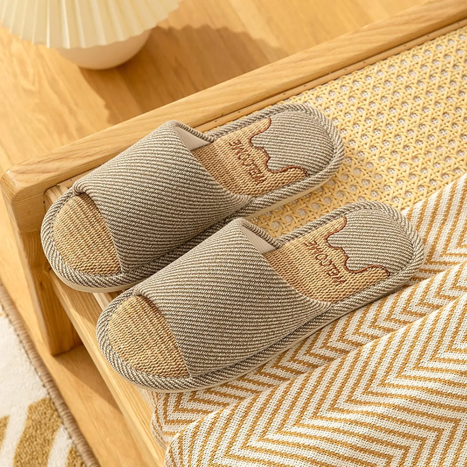 Womens Slides Comfortable Quick Drying Shower Slippers Walking Sandals Lightweight Pillow Slippers for Women