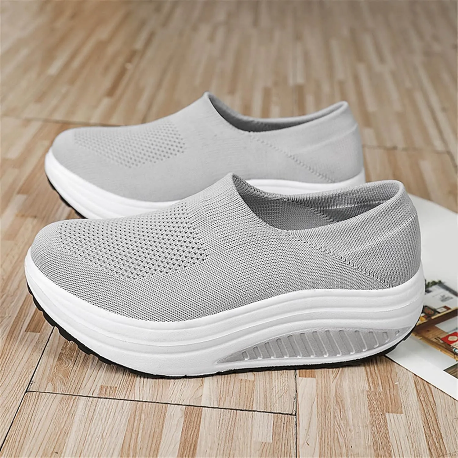 Womens Slip On Sneakers with Max Cushioning and Arch Support Slip On Sneakers Women Wide Fit Womens Casual Shoes Wide Toe Box Platform Sneakers for Women Slip On Slip On Sneakers